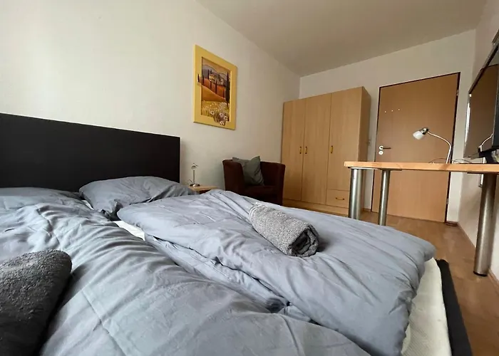 Schoenes Einfaches Zimmer In Oldenburg